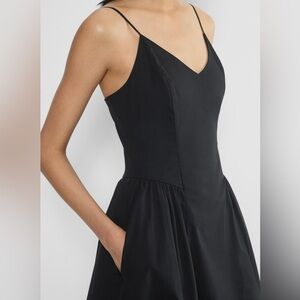 Aritizia Babaton Technique Poplin Dress